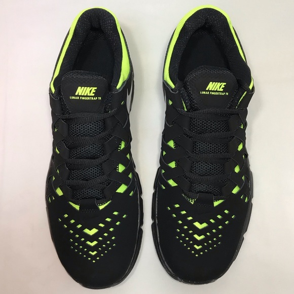 nike lunar fingertrap tr running